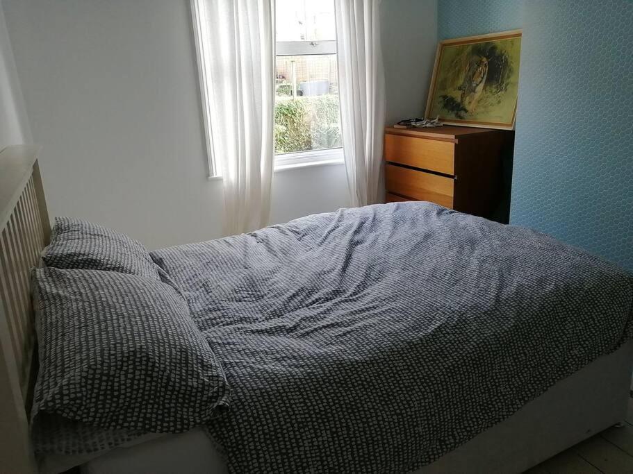 Villa Seaside 2 Bed Terraced House With Garden à Hastings Extérieur photo