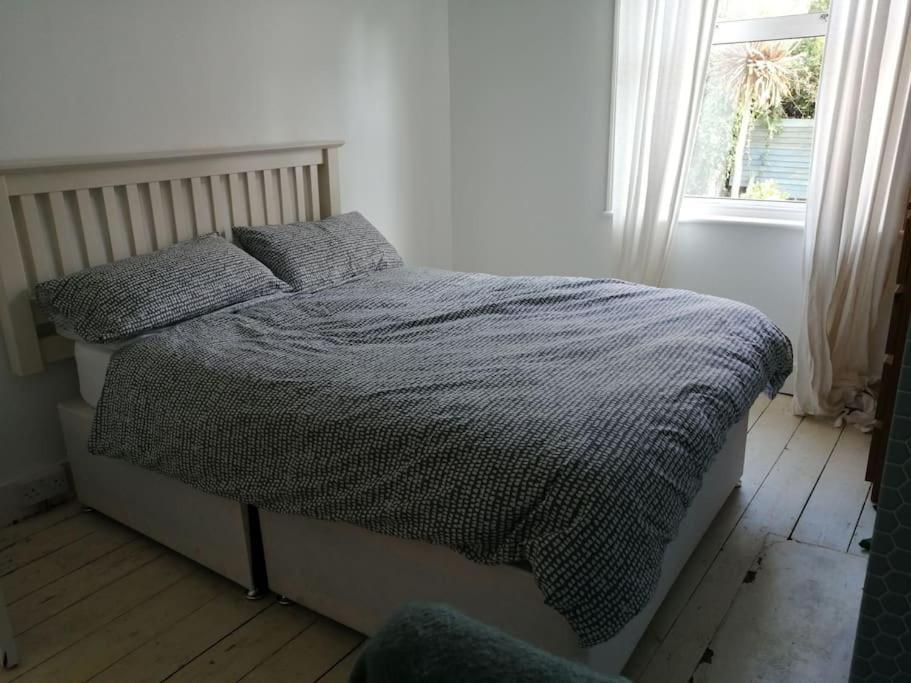 Villa Seaside 2 Bed Terraced House With Garden à Hastings Extérieur photo