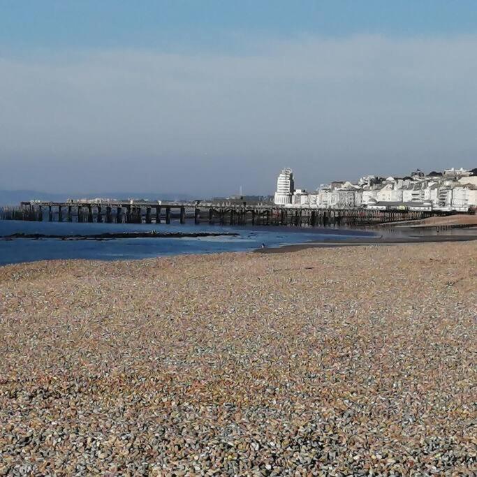 Villa Seaside 2 Bed Terraced House With Garden à Hastings Extérieur photo